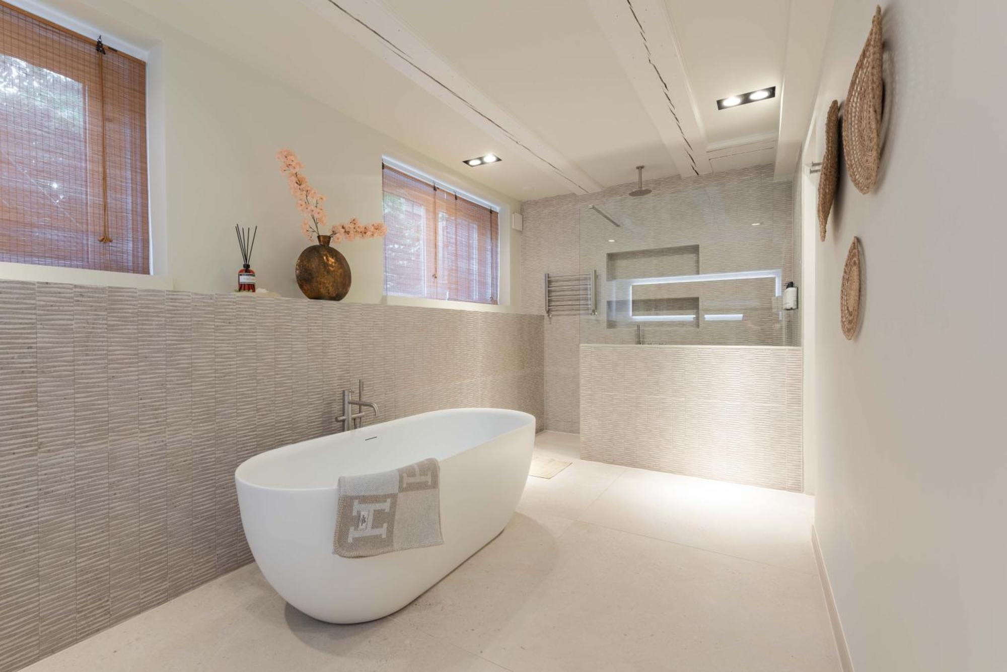 Newly Renovated Luxurious 200 Sqm Loft In Centre Apartment Amsterdam