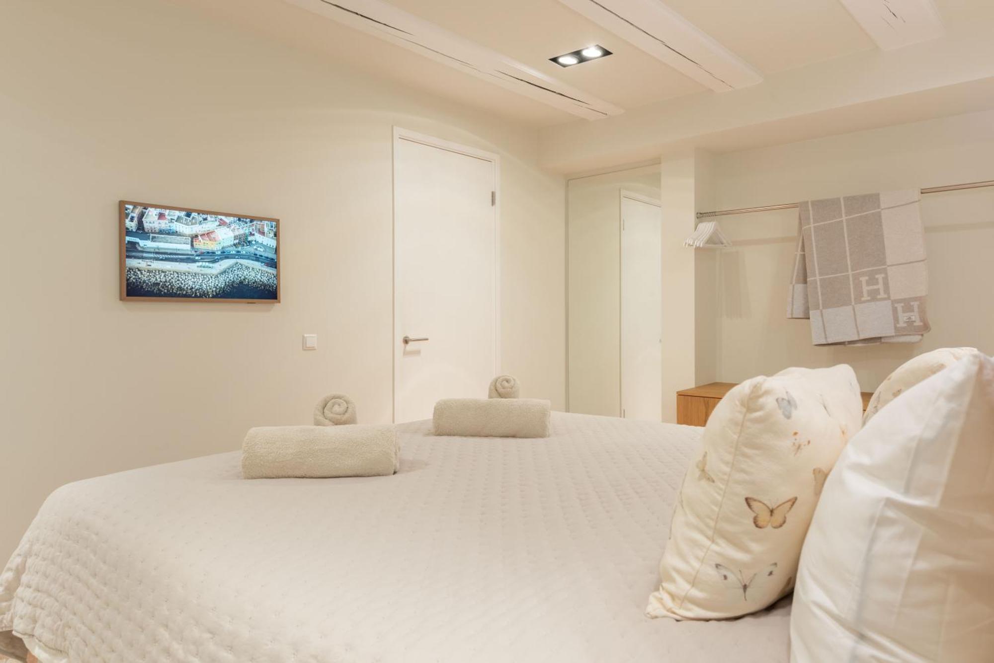 Apartment Newly Renovated Luxurious 200 Sqm Loft In Centre Amsterdam